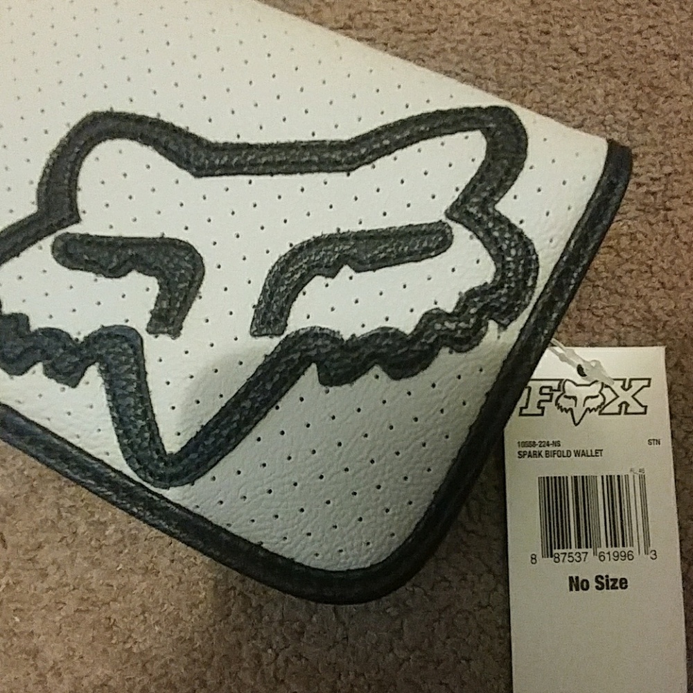 Fox spark bifold wallet